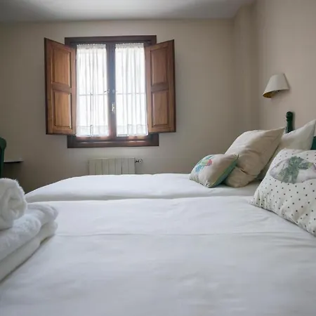 La Fuentona De אורחן Ruente