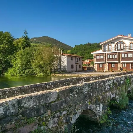 אורחן La Fuentona De Ruente